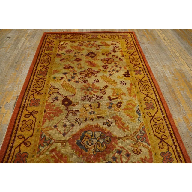 Early 20th Century Donegal Arts & Crafts Carpet ( 4'6" x 9' - 137 x 358 cm )