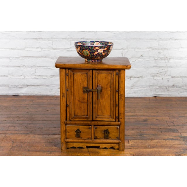 Chinese Qing Dynasty 19th Century Elmwood Side Cabinet with Doors and Drawers For Sale - Image 10 of 13