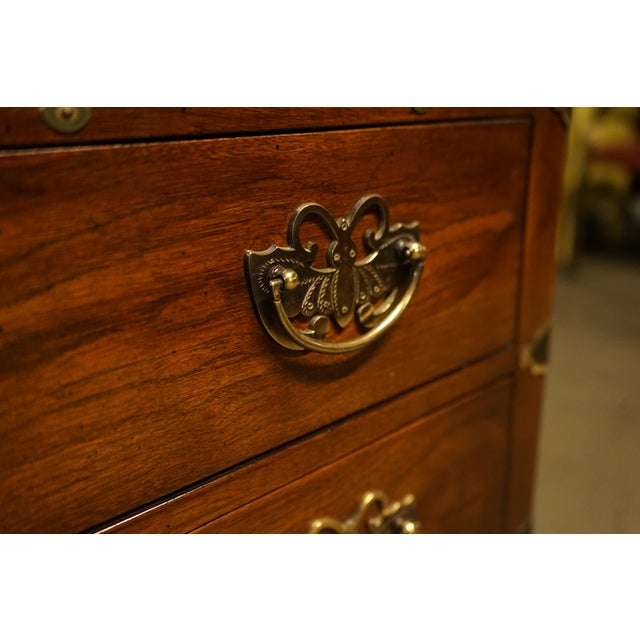 1970s Henredon Asian Inspired 3 Drawer Bachelors Chest. For Sale - Image 9 of 13