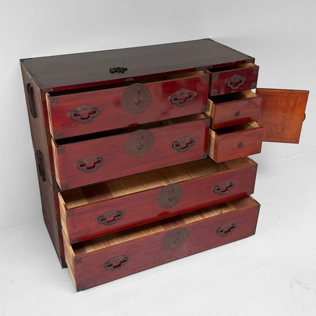 Japanese Kimono Tansu Chest of Drawers, 1890s For Sale - Image 4 of 18