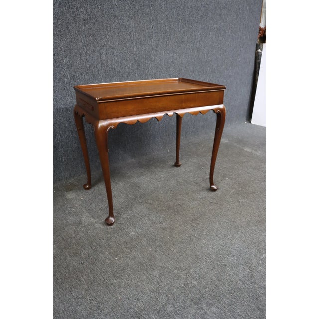 CW Kittinger Queen Anne Style Mahogany Tea Table, pull out slides, scalloped skirt, not measured