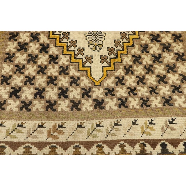 Vintage Turkish Oushak Rug - 03'03 X 06'00 For Sale - Image 4 of 9