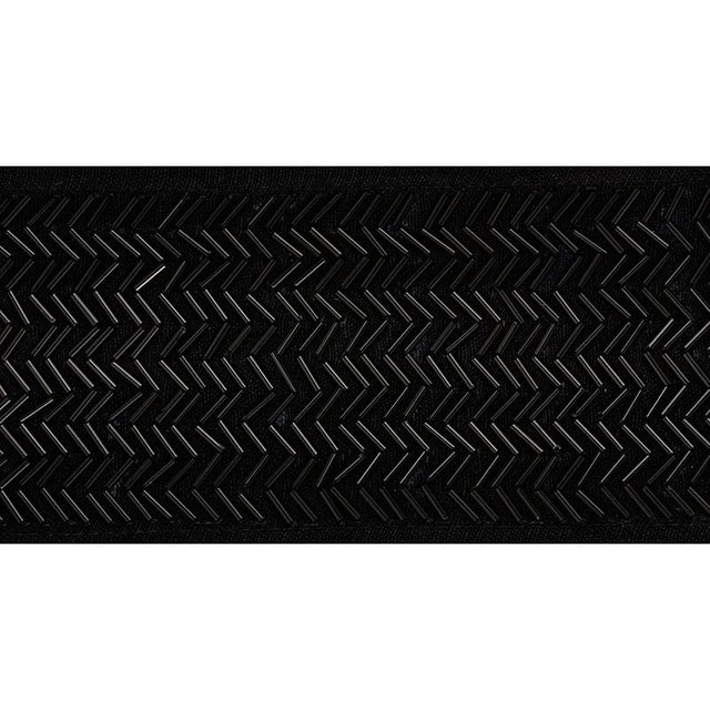 An unabashedly glamorous tape with a shimmering bugle-bead chevron pattern hand-stitched onto natural linen. Sold as a...