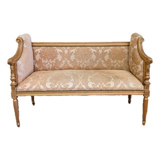 Vintage French Regency Style Settee - In Superb Condition, Reupholstered in a Gold Damask With a Giltwood Finish For Sale