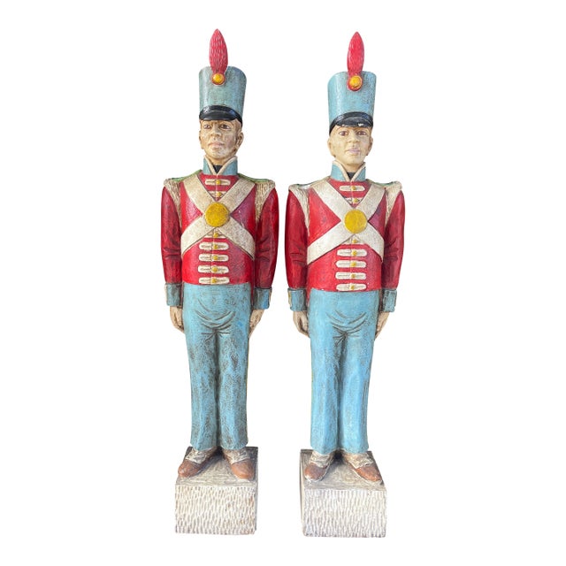 1950s Pair of British Royal Guards Polychrome Statues For Sale