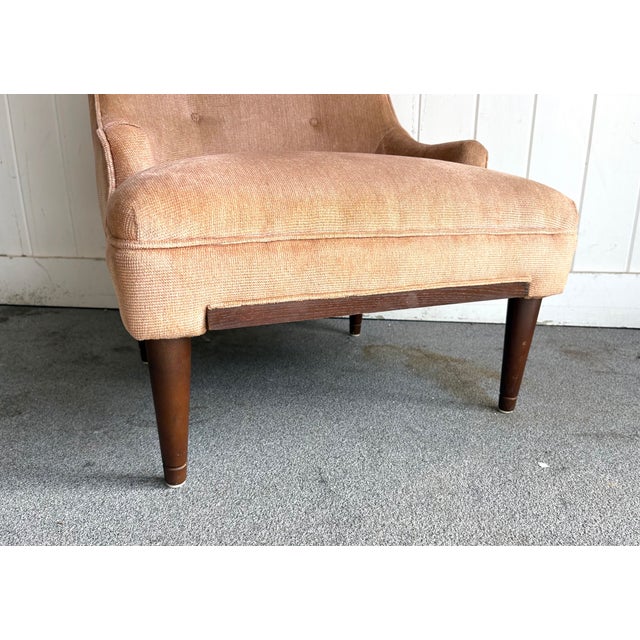 Midcentury Pink Tufted Velvet Slipper Chair For Sale - Image 6 of 6