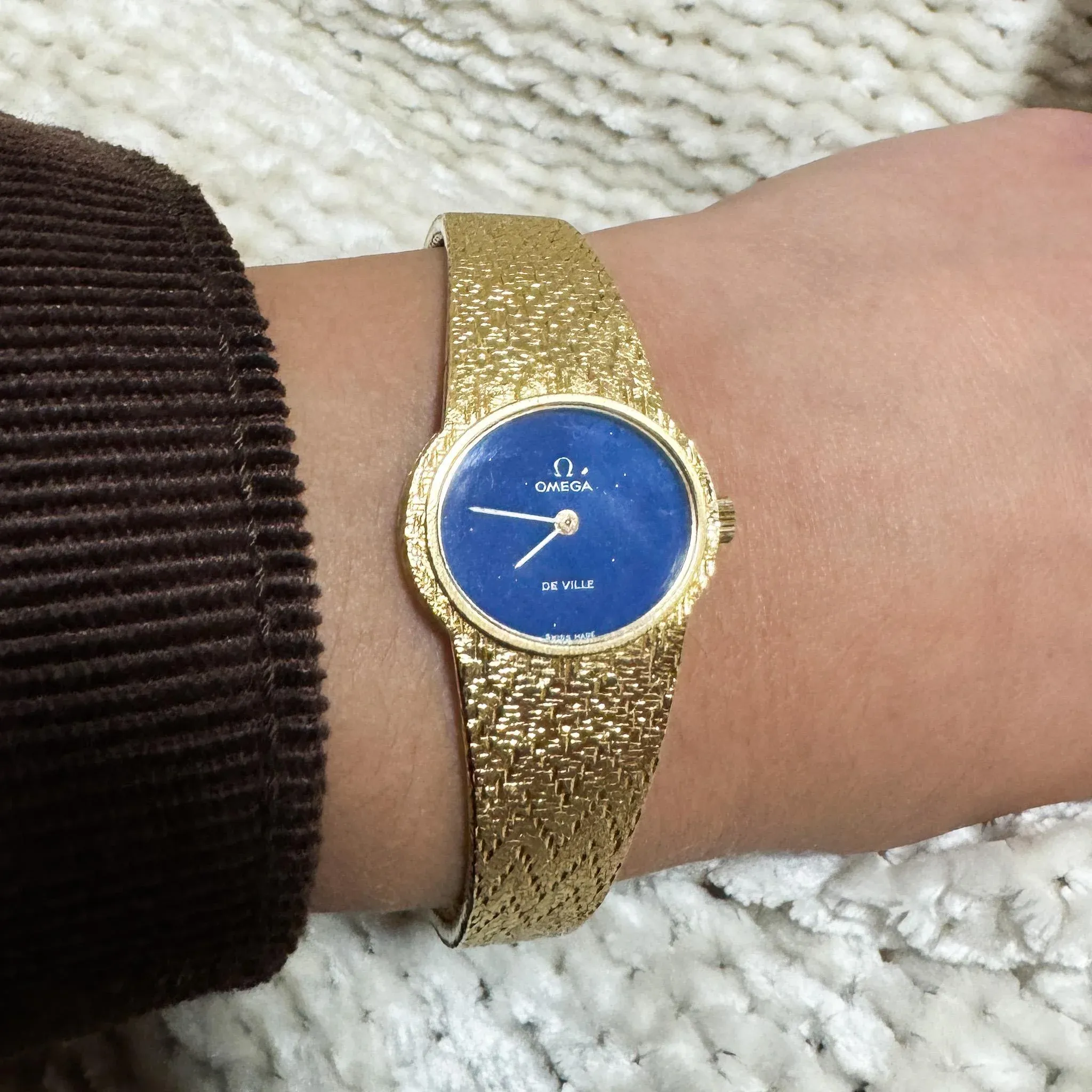 時計 OMEGA DE VILLE CITIZEN XC 1970s Omega De Ville Lapis Lazuli Dial 18k Gold Manual Wind Watch
