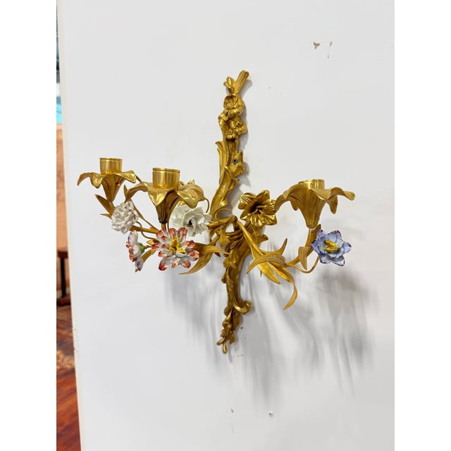 Pr, French Rococo Revival Gilt Bronze Sconces With Porcelain Flowers, 19th C For Sale In Providence - Image 6 of 14