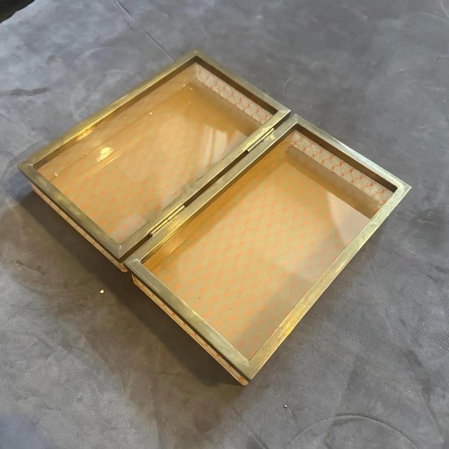 1970s Mid-Century Modern Plexiglass and Brass Italian Luxury Box by Cavinato For Sale - Image 6 of 10