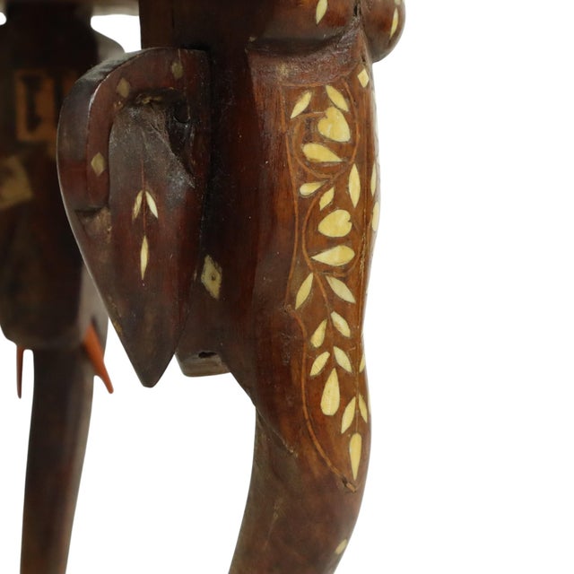 Anglo-Indian Taj Mahal Side Table in Teak, 1950s For Sale - Image 11 of 18