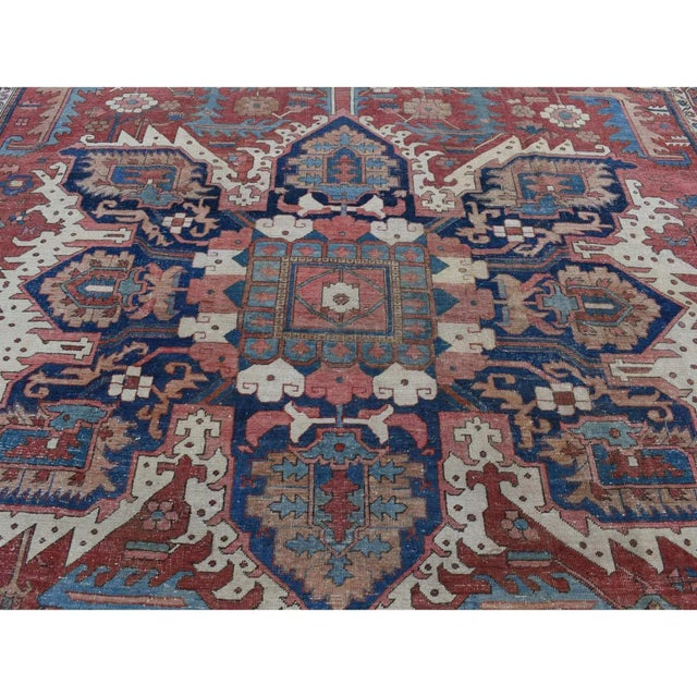 1900s Red Antique Persian Rug For Sale In New York - Image 6 of 11