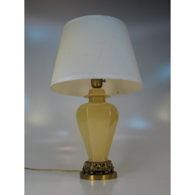 1970s Ginger Jar Table Lamp Mid Century Modern Blue Yellow Glaze Retro Pottery Vintage For Sale - Image 5 of 17