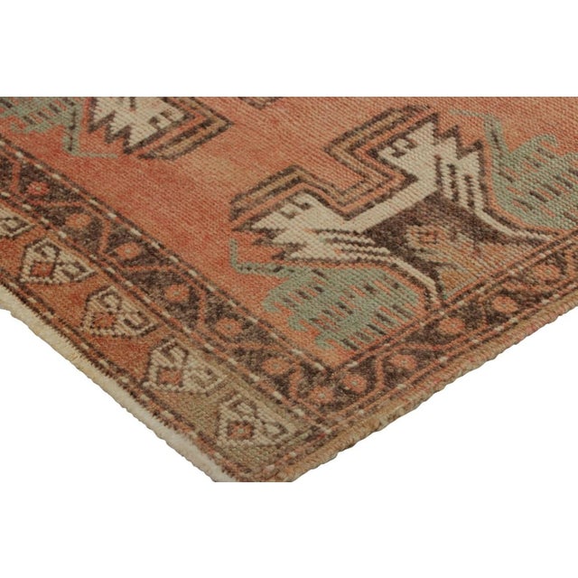 Vintage Turkish Rug in Pink and Cream With Geometric Medallion | Rug & Kilim For Sale In New York - Image 6 of 7
