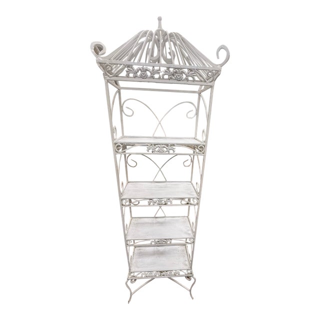 Vintage Wrought Iron Pagoda Étagère, 5-Tier, White, Chinoiserie Style For Sale