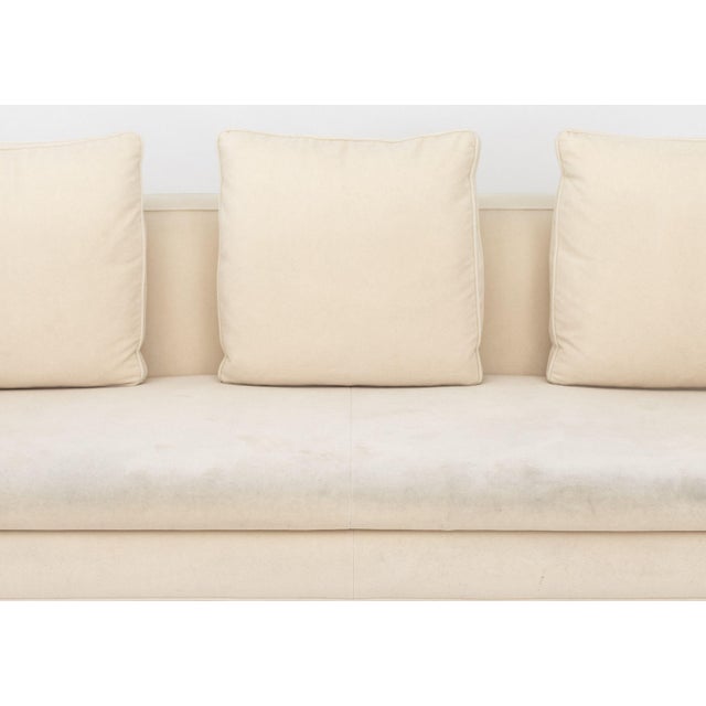 Minotti Minotti Andersen Quilt White Upholstered Sofa For Sale - Image 4 of 9