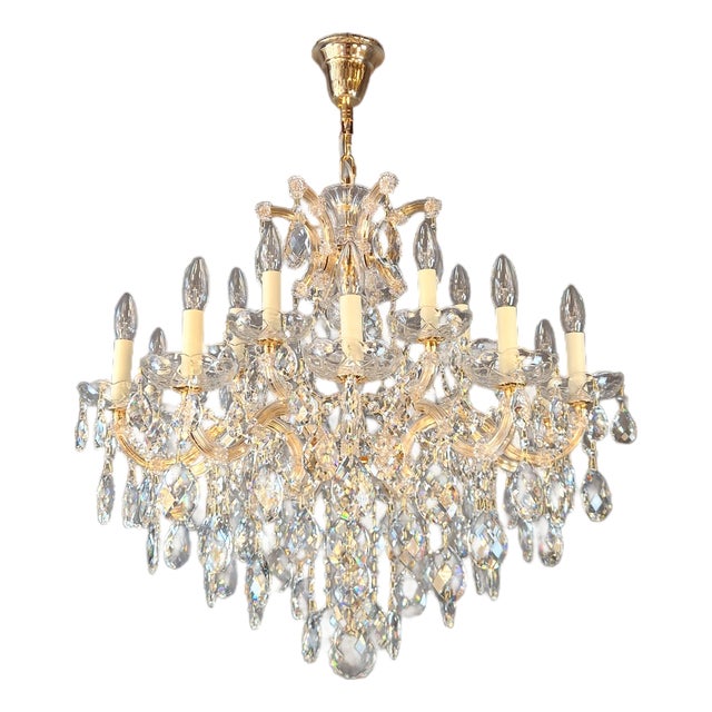 Maria Theresa Style Crystal Chandelier Handmade Luxury European Chandelier For Sale