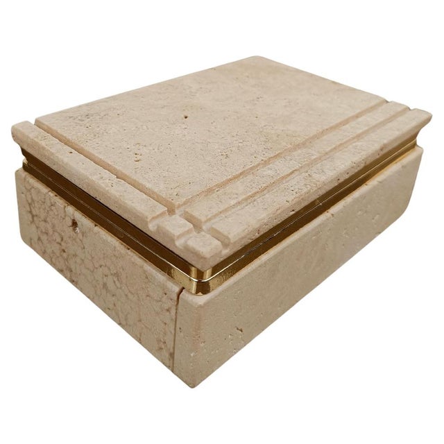 Rectangular Carved Travertine Box in the style of Fratelli Mannelli, Italy, 1970s For Sale - Image 16 of 16