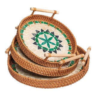 Set of Three Geometric Flower Pattern Rattan Mother-of-Pearl Round Trays With Handles For Sale