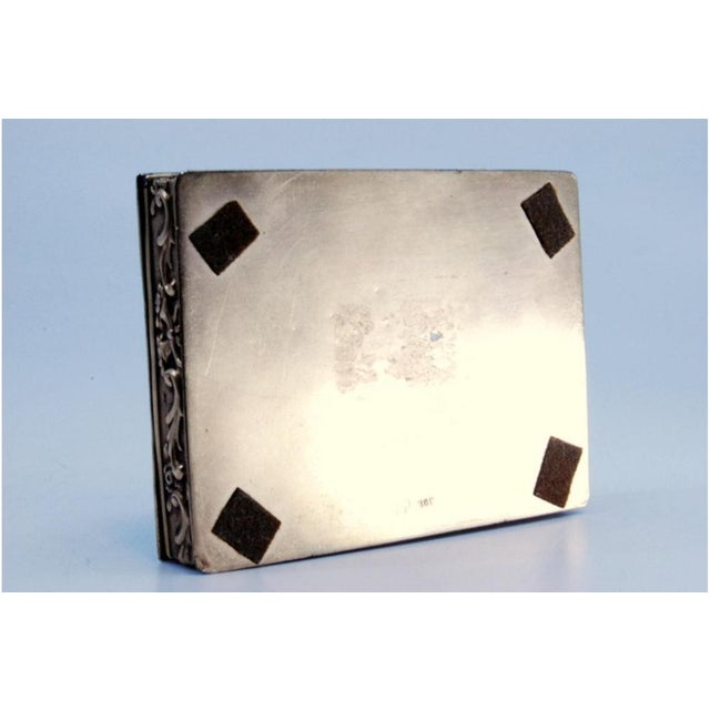 Jewelry Box in Gold-Plated Silver with Engraved Plant Motifs For Sale - Image 5 of 9