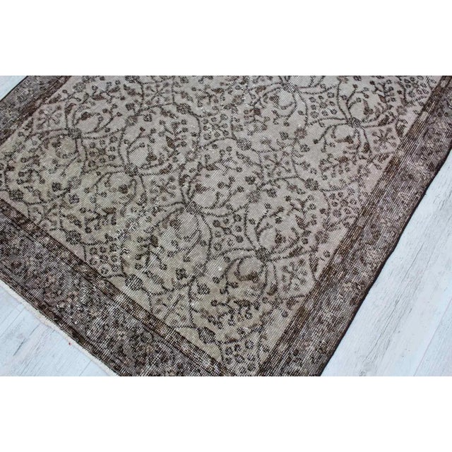 Cream 1960s Turkish Area Rug - 42"x74" For Sale - Image 8 of 11