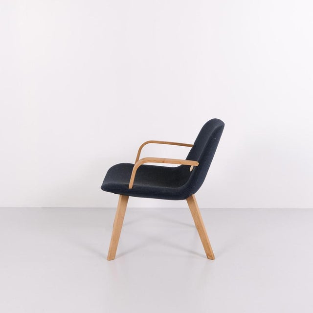 Vintage Danish Model EJ 3 Lounge Chair in Oak by Erik Jørgensen, 1990s For Sale - Image 4 of 10