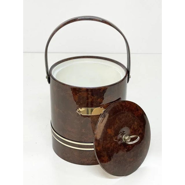 Mid-Century Italian Faux Briar Plastic Ice Bucket with Top, 1970s For Sale - Image 10 of 15