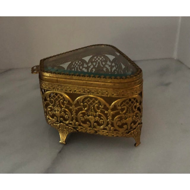 1960s Hollywood Regency Goldtone Trinket Box For Sale - Image 5 of 9