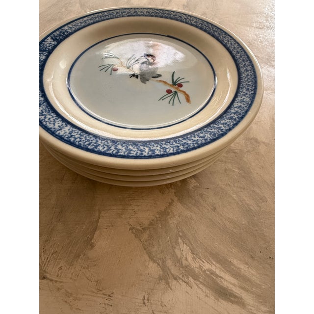 Farmhouse Vintage Hartstone Usa Restaurant Ware Plates – Set of 4 – 7.75 Inch Heavy Pottery – Hand Decorated Bird Motif For Sale - Image 3 of 9