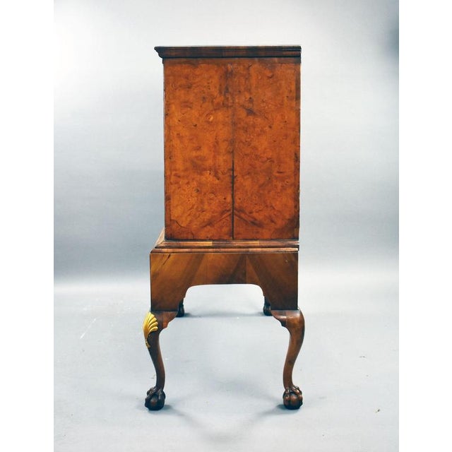 Early 19th Century George III Burr Walnut Chest on Stand, 1800 For Sale - Image 5 of 13
