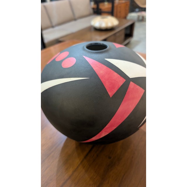 1990s Modernist Pottery For Sale - Image 11 of 17