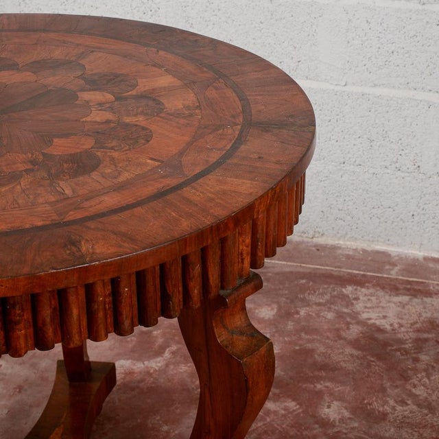 Antique Round Inlaid and Grooved Table For Sale - Image 12 of 18
