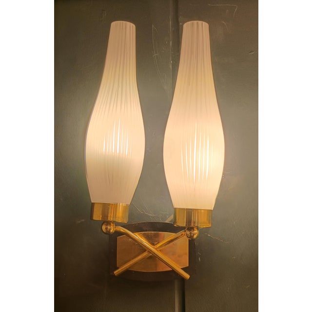 Brass and Ribbed Opal Glass Wall Lamps, Italy, 1950s, Set of 2 For Sale - Image 6 of 8