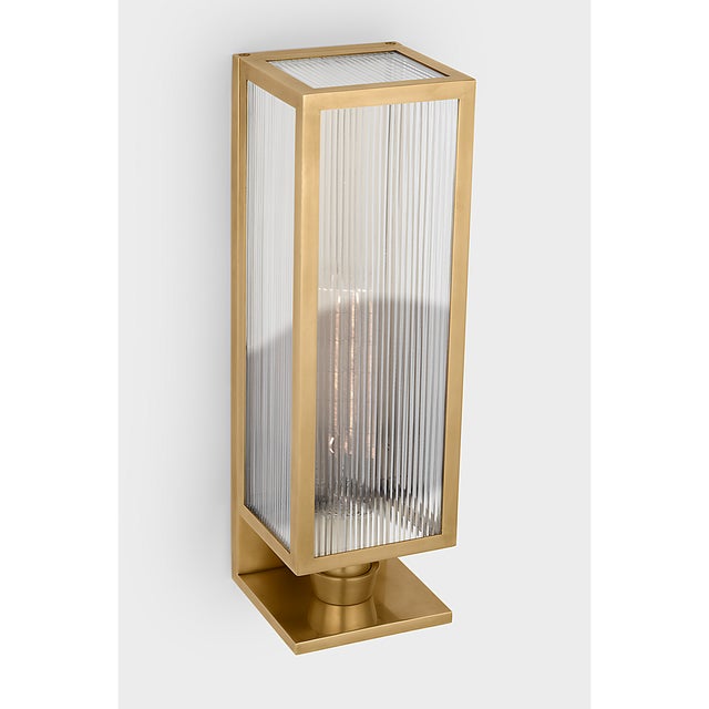 Visual Comfort Barbara Barry for Visual Comfort Signature York 16" Single Box Sconce in Soft Brass with Clear Ribbed Glass For Sale - Image 4 of 9