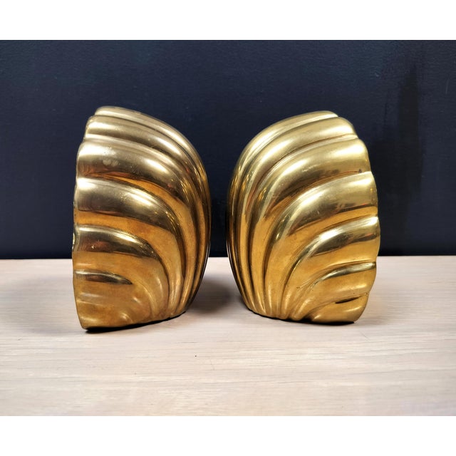 Mid-Century Modern Vintage 1970s Solid Brass Scaloped Shell Bookends For Sale - Image 3 of 6