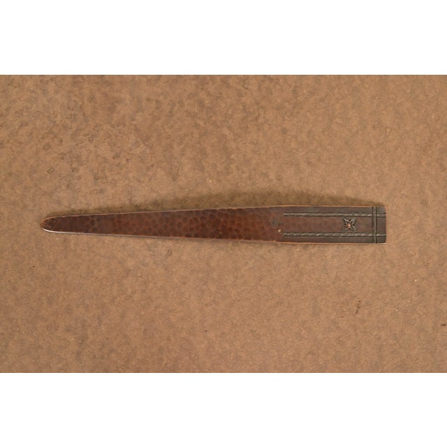 Roycroft Arts & Crafts Hammered Copper Quatrefoil Letter Opener For Sale - Image 11 of 11