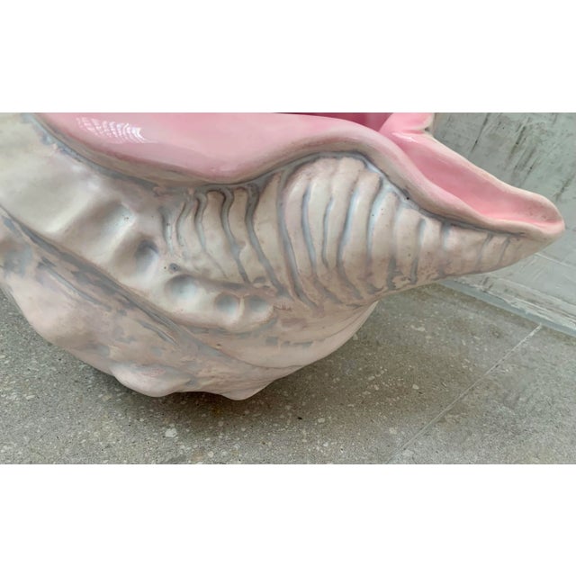 1970s 1978 Vintage Hollywood Regency Ceramic Conch Beach Shell Pink Coastal Cachepot, Planter For Sale - Image 5 of 12