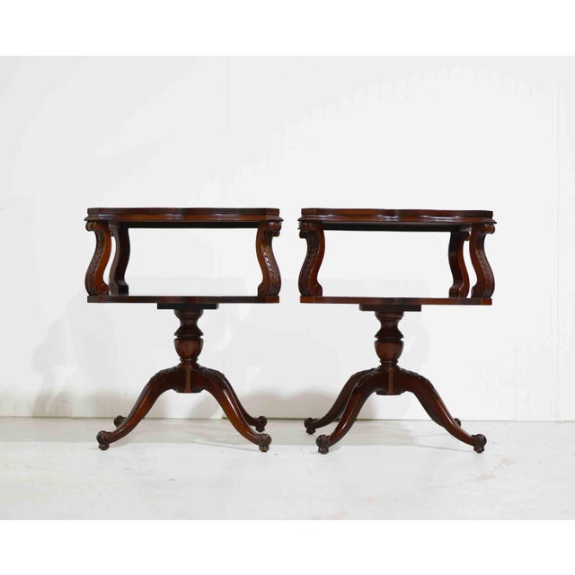 1950s 1950s Georgian Revival Leather Mahogany Occasional Tripod Tables by Venice Furniture Novelty Manufacturing Co.Chicago For Sale - Image 5 of 13