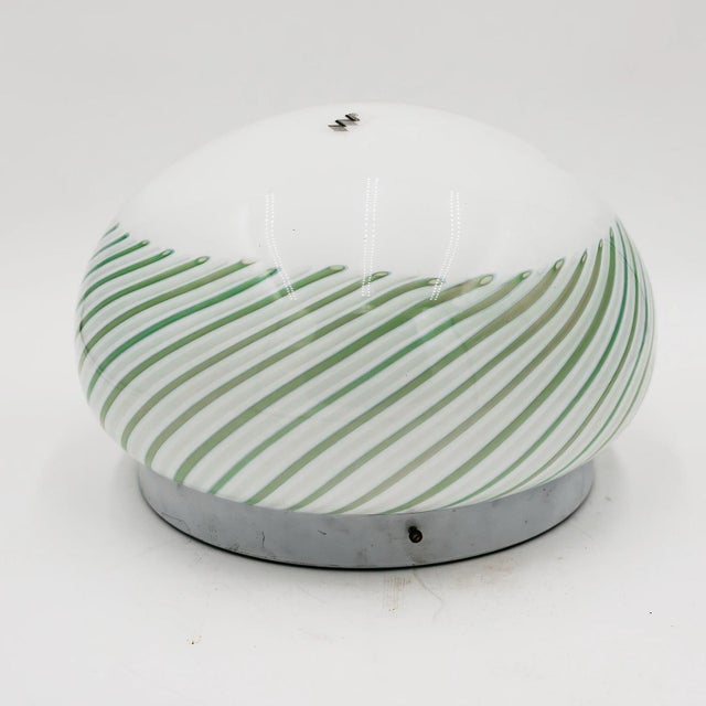 Vintage Wall Lamp in White and Green Swirl Murano Glass, 1970s For Sale - Image 3 of 5