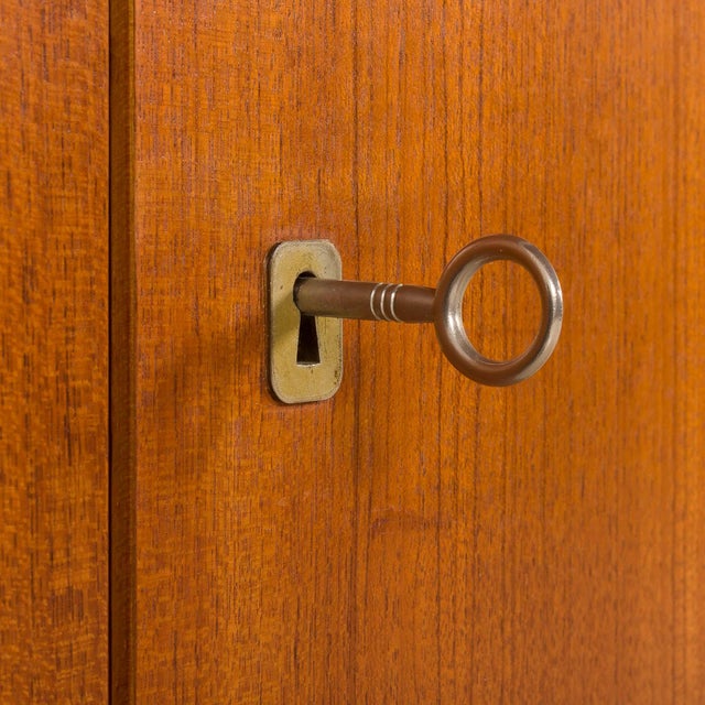 Mid-Century Italian Free Standing Wall Unit with Display Cabinet, 1960s For Sale - Image 10 of 16
