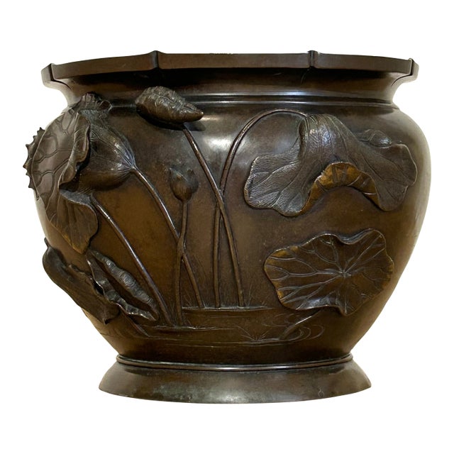 Large c.1900 Meiji Period Antique Japanese Bronze Vase For Sale