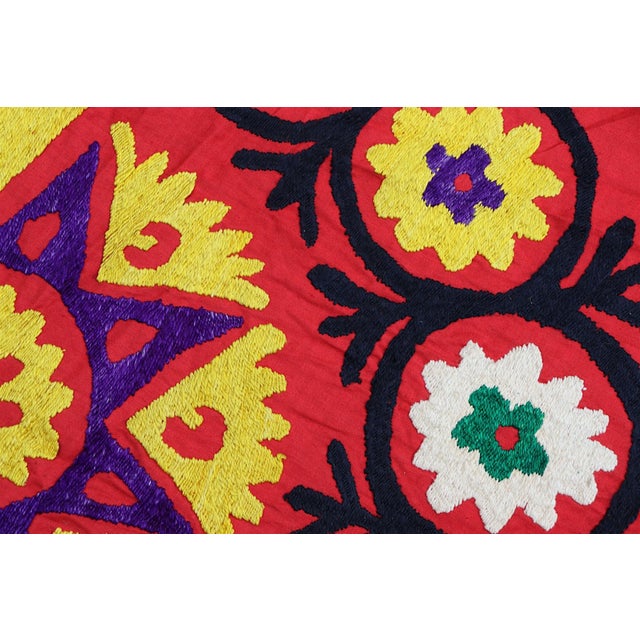 Vintage Hand-Embroidered Suzani Wall Hanging, 1920s For Sale - Image 9 of 18