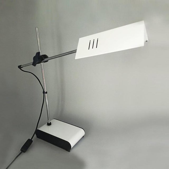 Metal Vintage White Table Lamp by Veneta Lumi, Italy, 1970s For Sale - Image 7 of 7