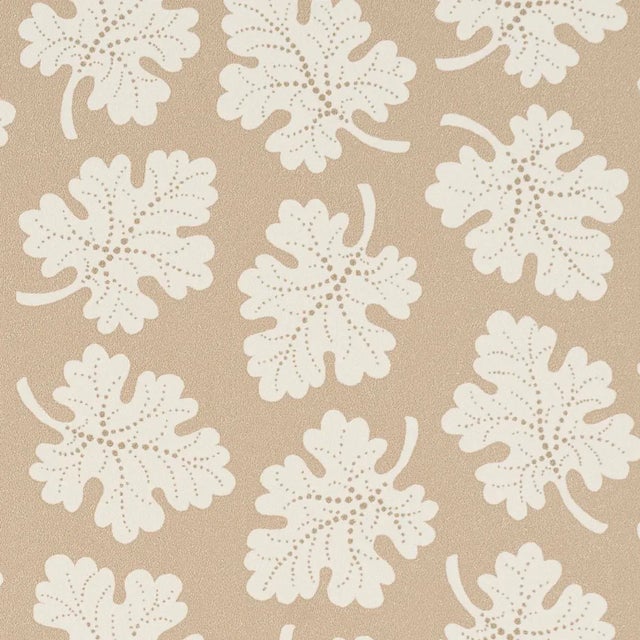Contemporary Schumacher X Rita Konig Olive Wallpaper In Neutral For Sale - Image 3 of 5
