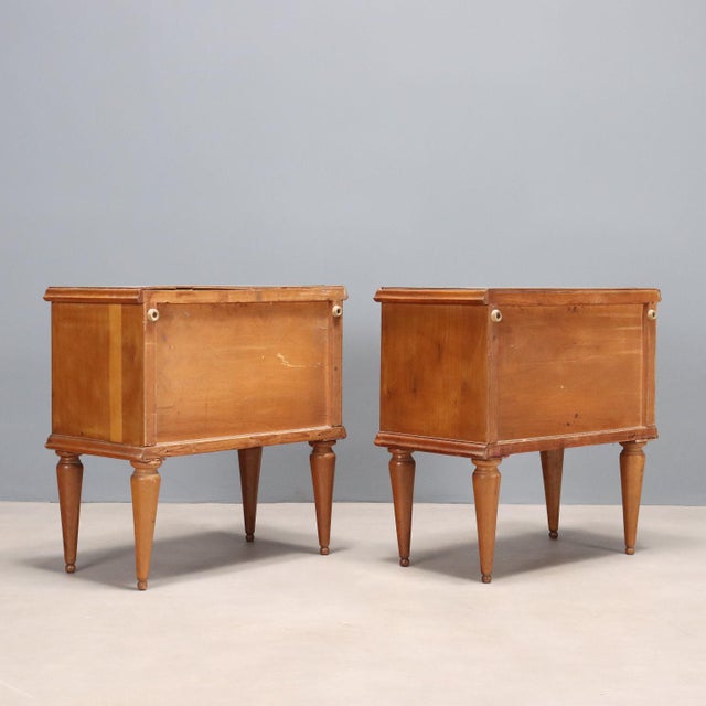 Vintage Mahogany Bedside Tables with Glass Tops, 1950s, Set of 2 For Sale - Image 9 of 10