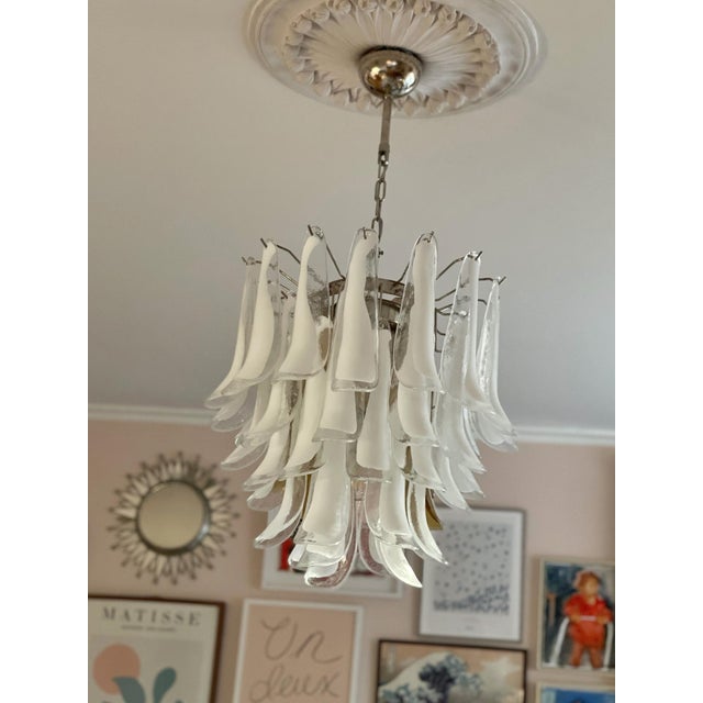 Glass White Murano Glass Chandelier in the style of Mazzega For Sale - Image 7 of 7