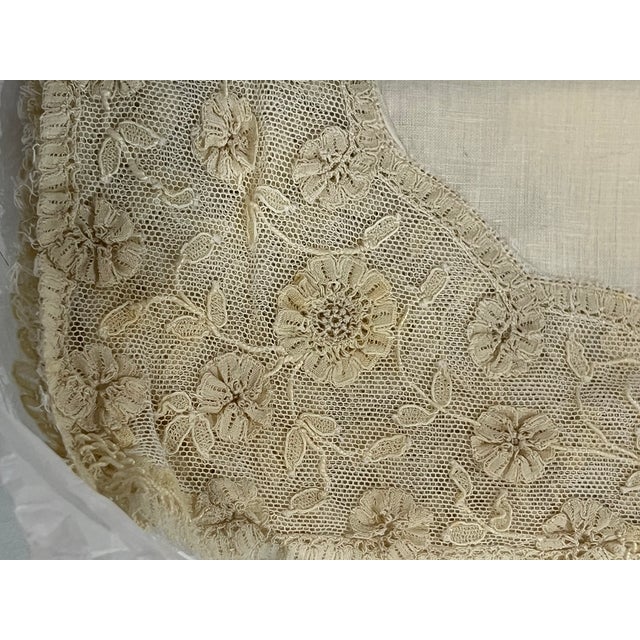 French 1900s Brussellea Princess Lace Placemats Ans Lunch Napkins Set of 6 For Sale - Image 3 of 4
