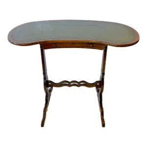 Early 20th Century Kidney Shape Butlers Desk With Leather Top and 3 Drawers