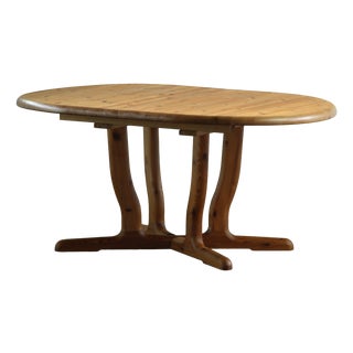 Vintage Round Extendable Pinewood Dinning Table from Dyrlund, 1980s For Sale