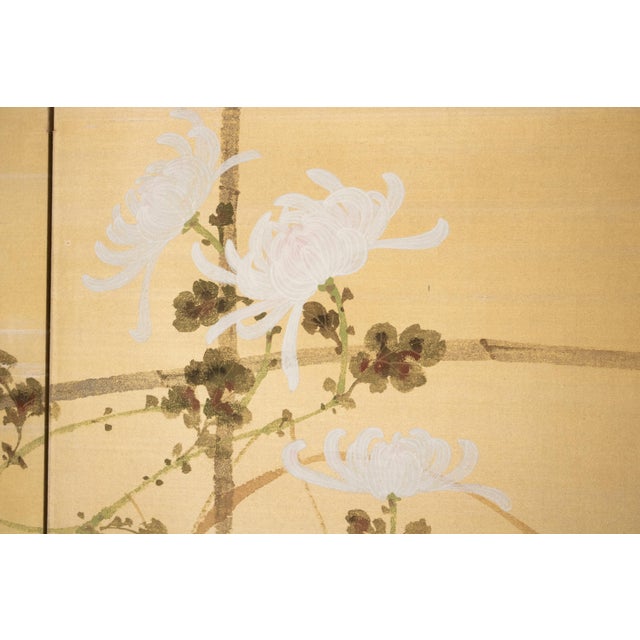 "Tit and Chrysanthemums", Showa Era Japanese Painted Silk Bybu Screen For Sale - Image 4 of 18