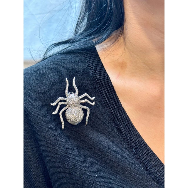 Vintage 18 Karat White Gold & 7.7 Ct of Diamond Spider Brooch /Pin , 18.8 Gm For Sale - Image 13 of 18